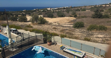 Modern Furnished Villa with Pool and Sea View in Tala for rent