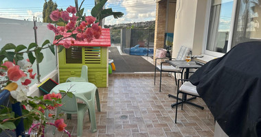 Modern Furnished Villa with Pool and Sea View in Tala for rent