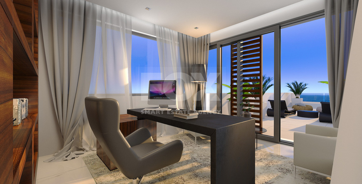 Spacious  five bedroom Villa with Pool and Large Plot for sale in Kissonerga