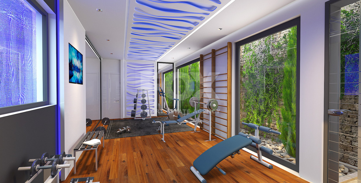 Spacious  five bedroom Villa with Pool and Large Plot for sale in Kissonerga