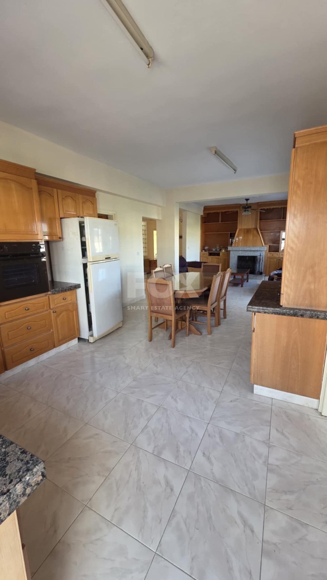 Four bedroom first floor House  for rent at Chloraka