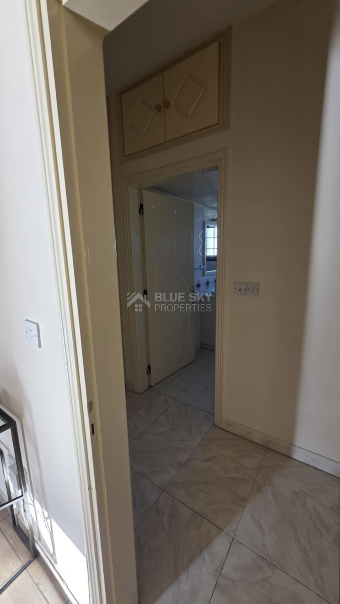 Four bedroom first floor House  for rent at Chloraka