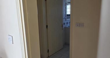 Four bedroom first floor House  for rent at Chloraka