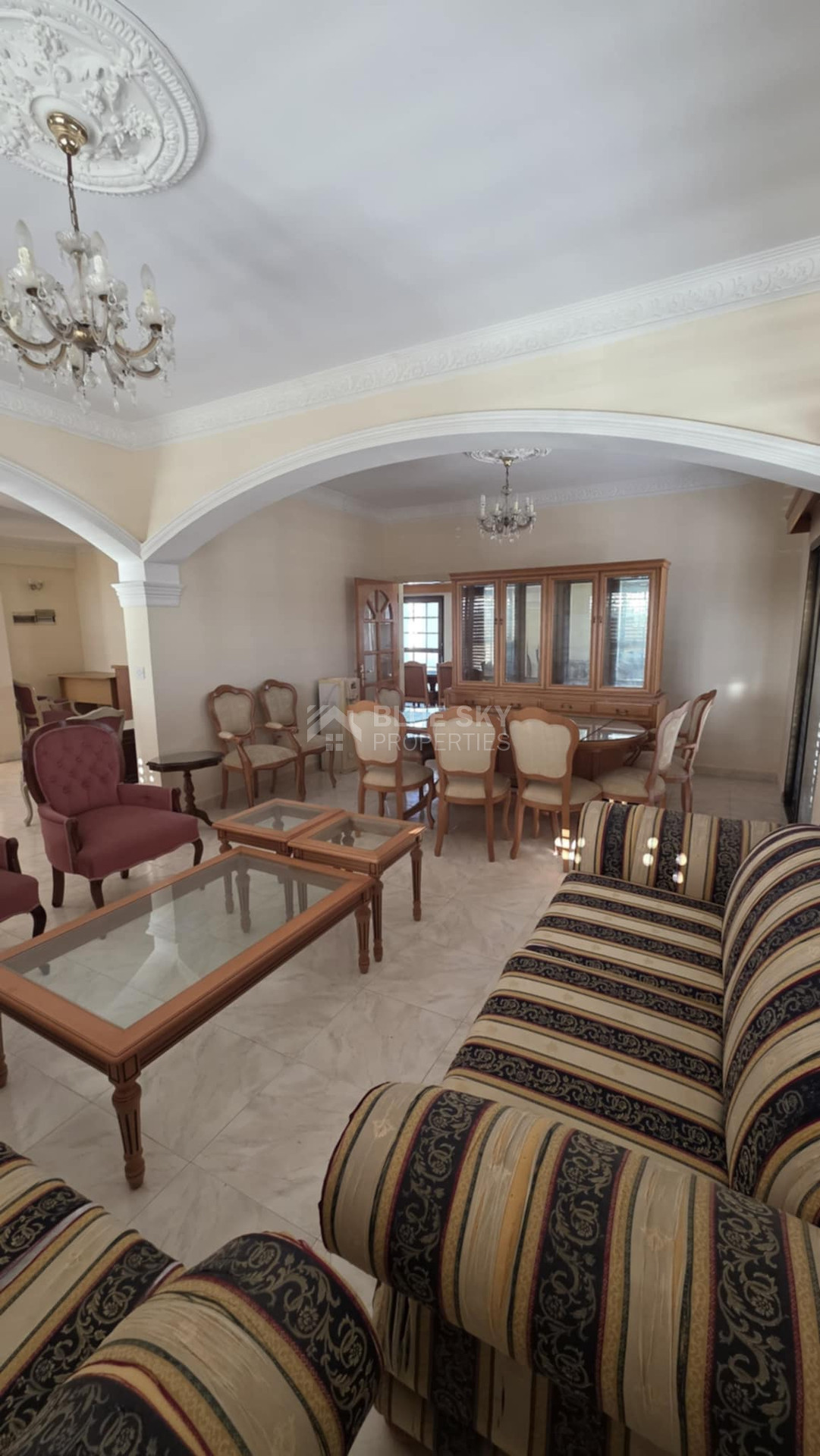 Four bedroom first floor House  for rent at Chloraka