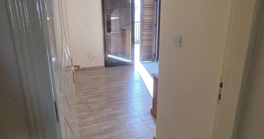 Four bedroom first floor House  for rent at Chloraka