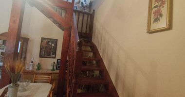 Traditional thee bedroom  furnished House for rent in Agia Filaxi, Limassol