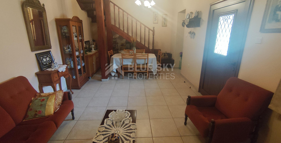 Traditional thee bedroom  furnished House for rent in Agia Filaxi, Limassol