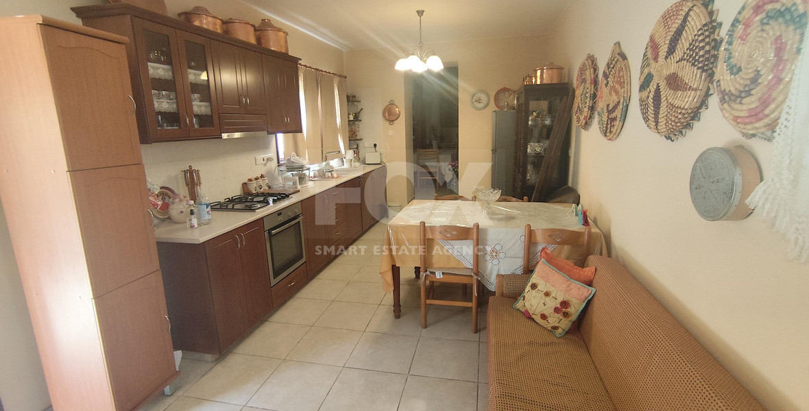 Traditional thee bedroom  furnished House for rent in Agia Filaxi, Limassol