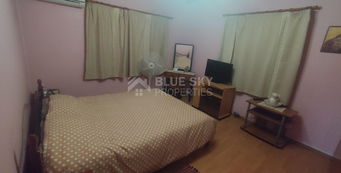 Traditional thee bedroom  furnished House for rent in Agia Filaxi, Limassol