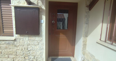 Traditional thee bedroom  furnished House for rent in Agia Filaxi, Limassol