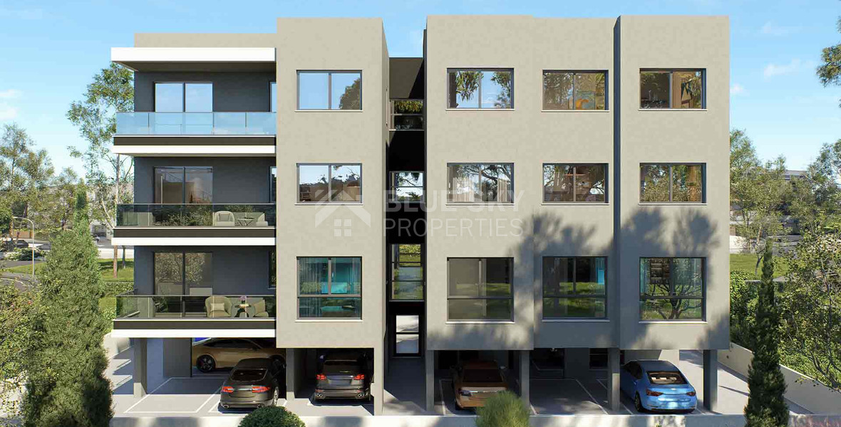 Spacious,one bedroom apartment with verandas and private parking in the center of Paphos