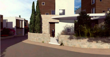 Six bedroom Beachfront Corner Villa, Seaside Villa on the Golden Mile in Chloraka, Paphos