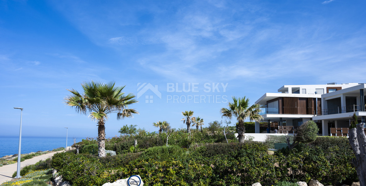 Luxury five Bedroom Villa for Sale in Chloraka, Paphos – Just 300m from the Sea