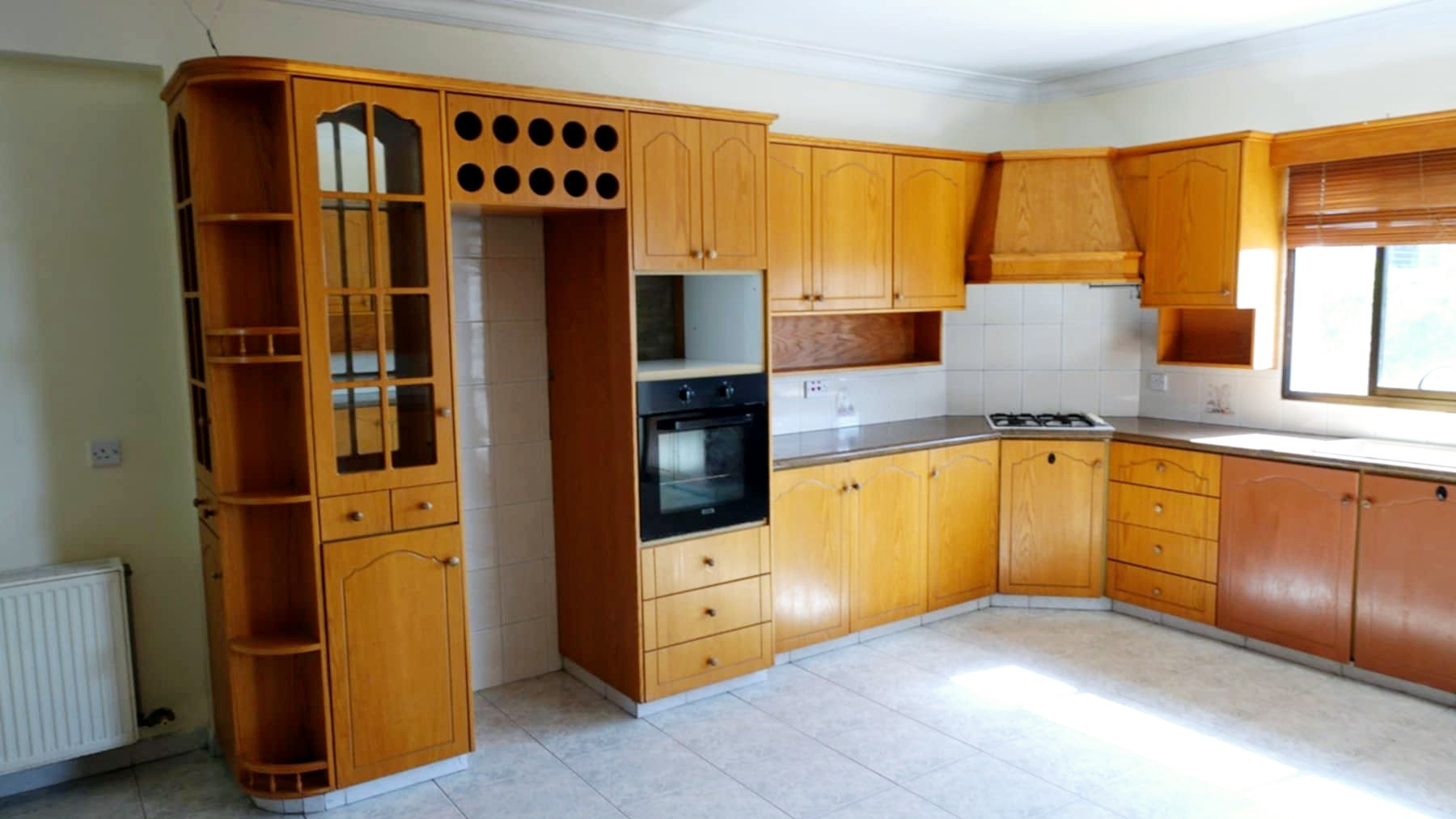 Дуплекс 5 спален 365 м² в Empa, Кипр