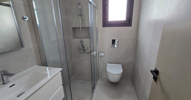 Modern 4 Bedroom Apartment for Rent in Neapoli