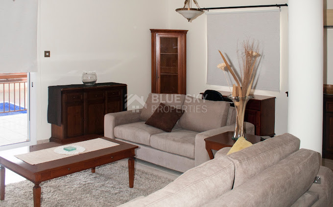 Three bedroom Villa for sale at Chloraka