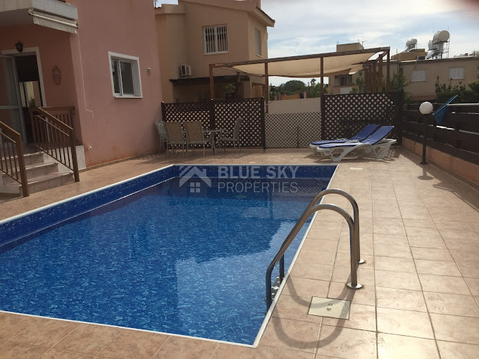 Three bedroom Villa for sale at Chloraka