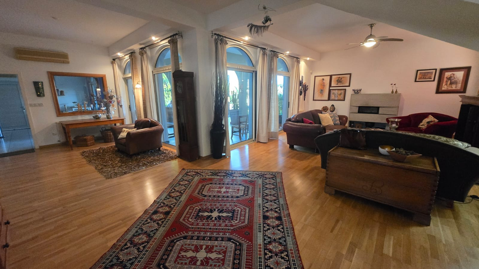 5 bedroom apartment 356 m² Germasogeia, Cyprus