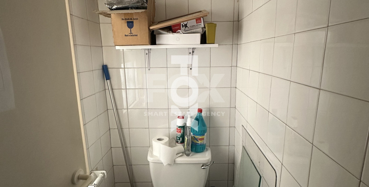 Commercial Shops & Operating Business for Sale on Main Road in Kato Paphos – Excellent Visibility, Public & Communal Parking