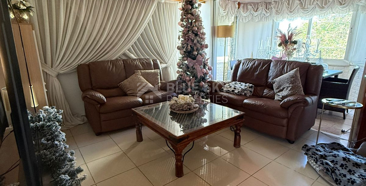 Four bedroom upper floor house for rent in Omonoia, Limassol