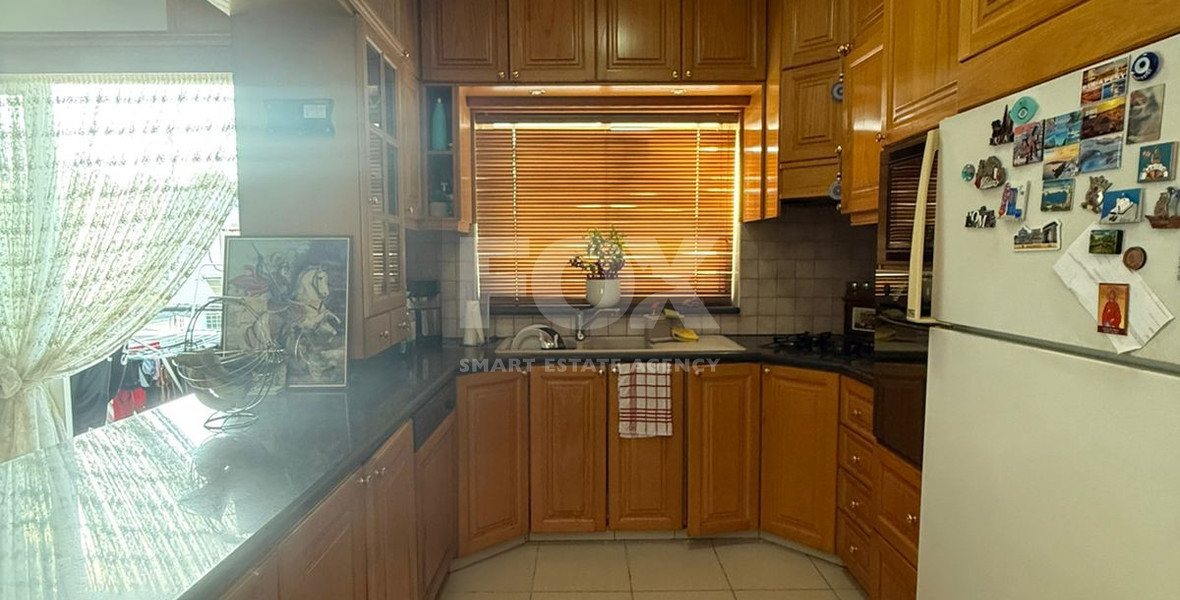 Four bedroom upper floor house for rent in Omonoia, Limassol