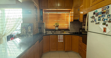 Four bedroom upper floor house for rent in Omonoia, Limassol