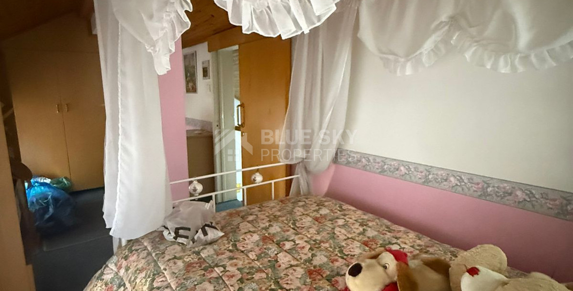 Four bedroom upper floor house for rent in Omonoia, Limassol