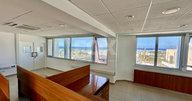 Offices Building for Rent in Central Paphos – 1,250 m² Commercial Space with Parking and Sea Views