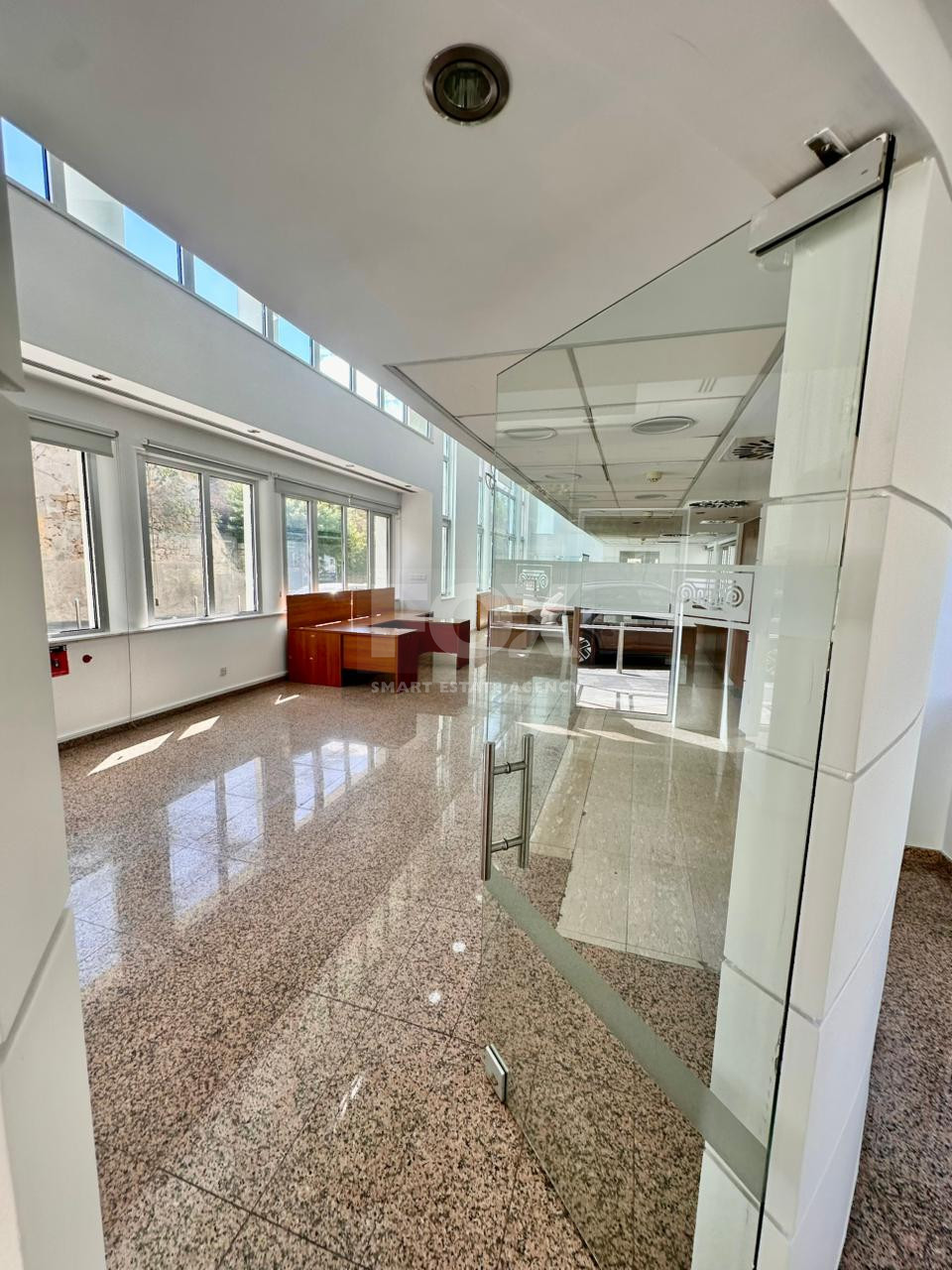 Offices Building for Rent in Central Paphos – 1,250 m² Commercial Space with Parking and Sea Views