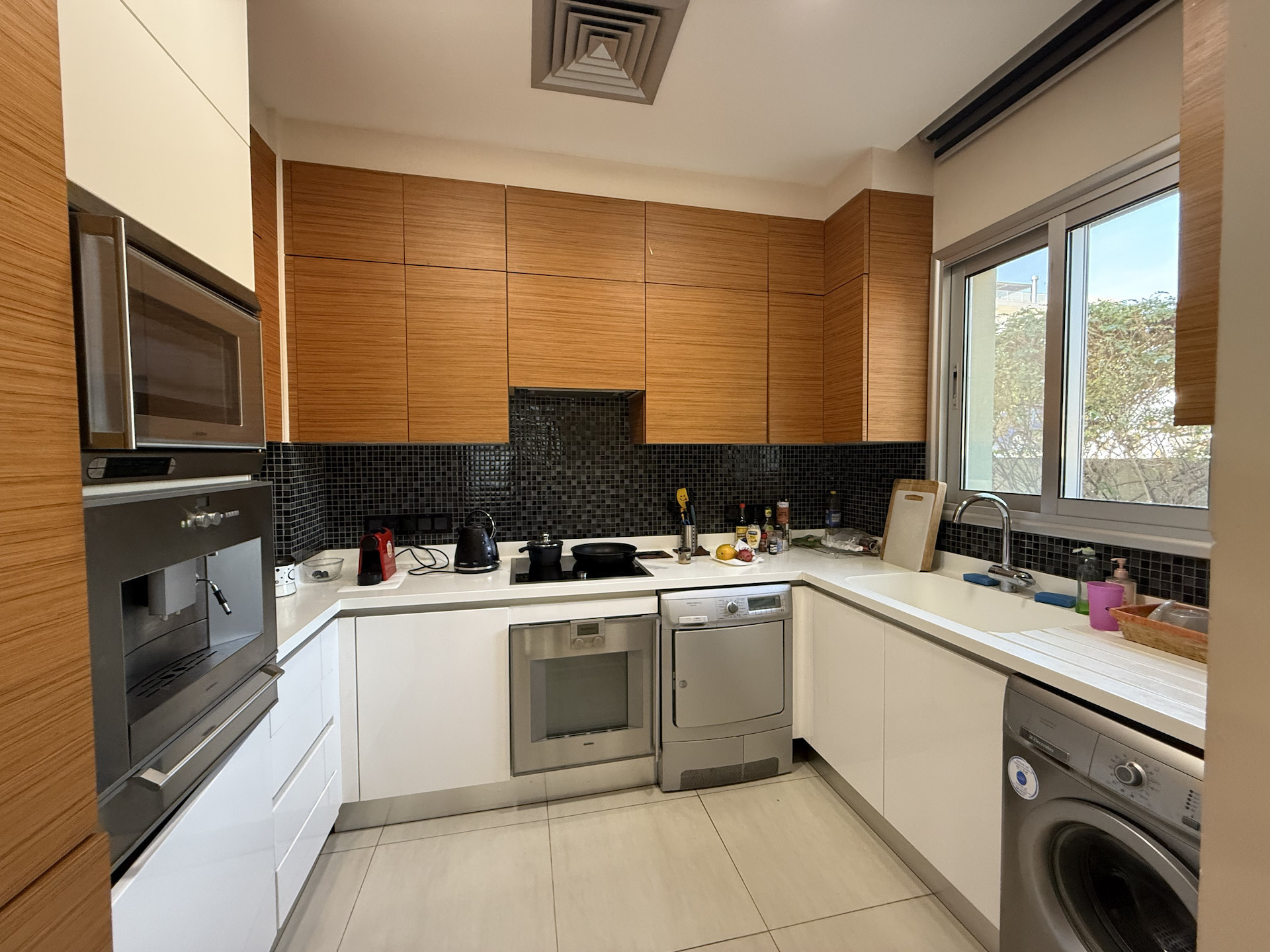 Квартира 6 спален 550 м² в Demos Agiou Athanasiou, Кипр