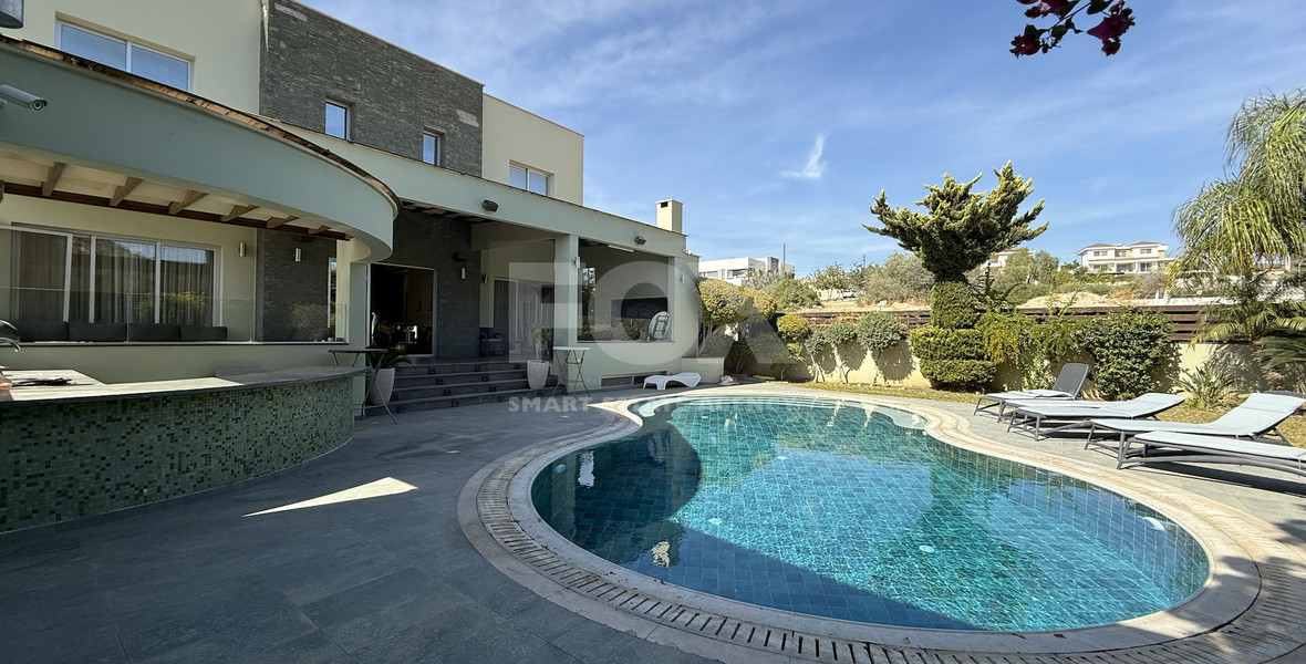 For Rent Luxury Furnished Detached Six bedroom Residence in Agios Athanasios near Foleys  School.