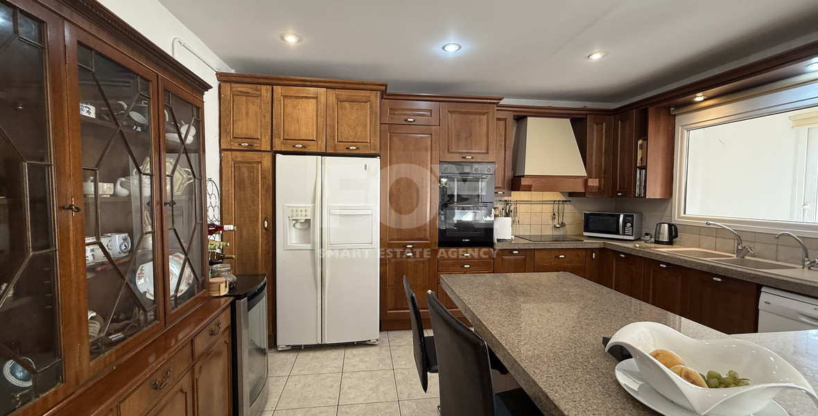 For Sale Elegant Two-Level Detached  Five bedroom house with Pool and garden good condition with (Renovation Potential)