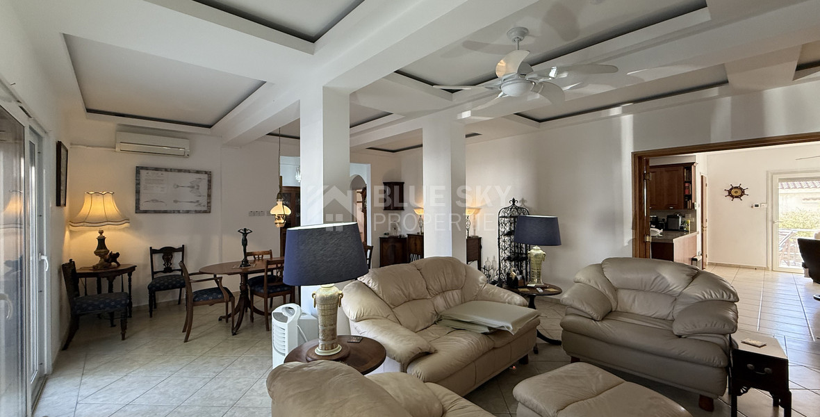 For Sale Elegant Two-Level Detached  Five bedroom house with Pool and garden good condition with (Renovation Potential)