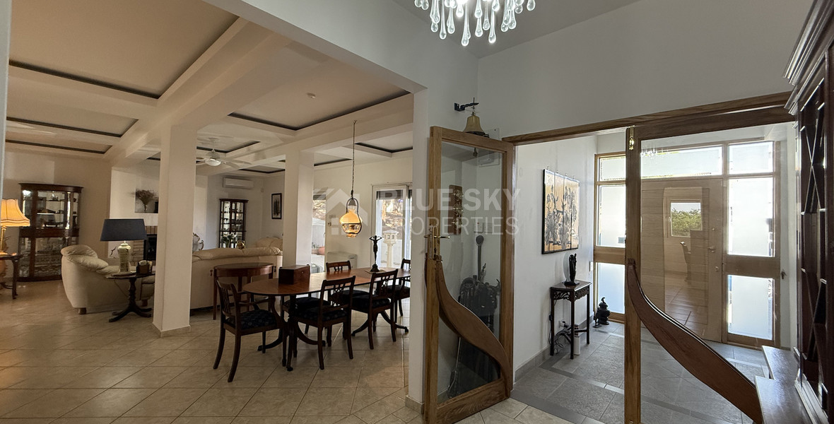 For Sale Elegant Two-Level Detached  Five bedroom house with Pool and garden good condition with (Renovation Potential)