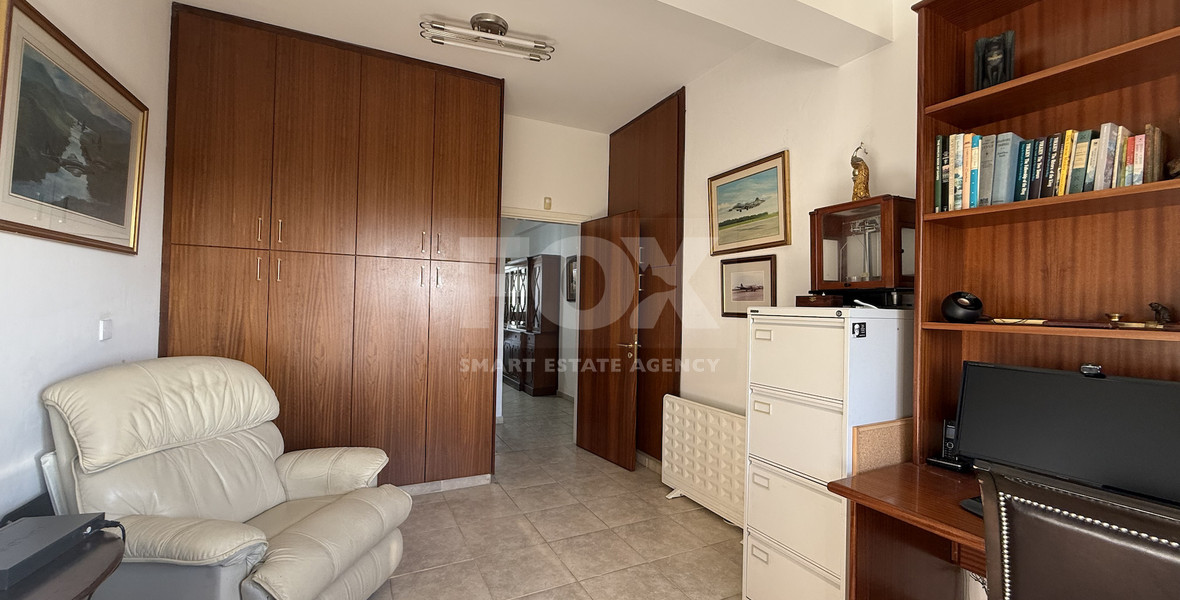 For Sale Elegant Two-Level Detached  Five bedroom house with Pool and garden good condition with (Renovation Potential)