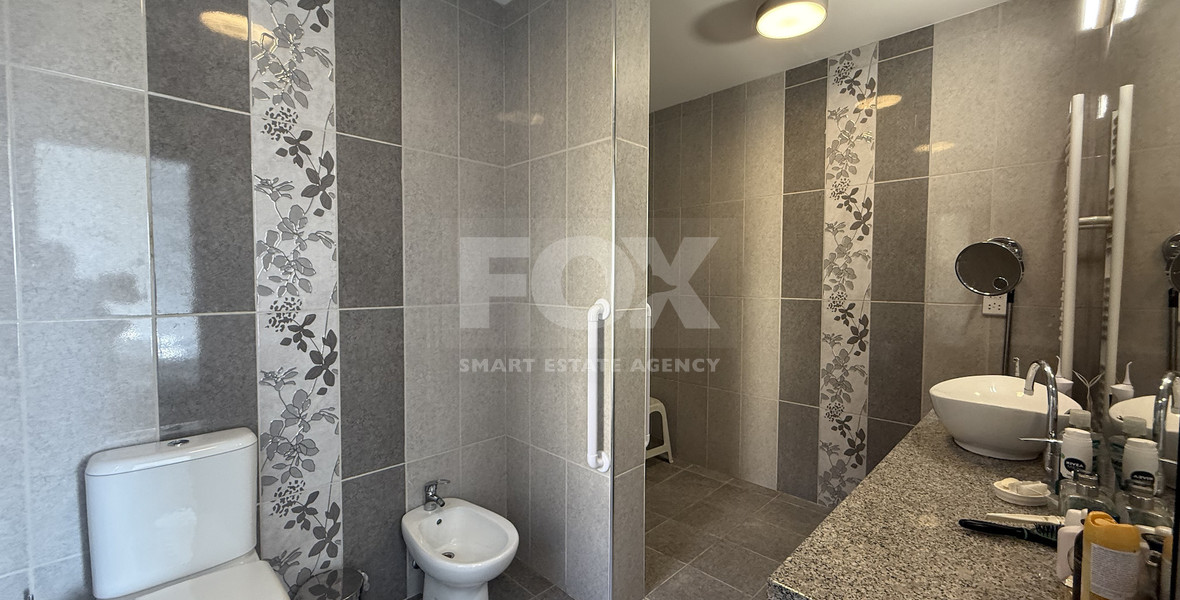 For Sale Elegant Two-Level Detached  Five bedroom house with Pool and garden good condition with (Renovation Potential)