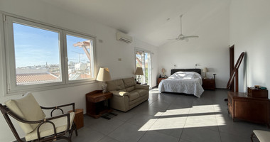 For Sale Elegant Two-Level Detached  Five bedroom house with Pool and garden good condition with (Renovation Potential)