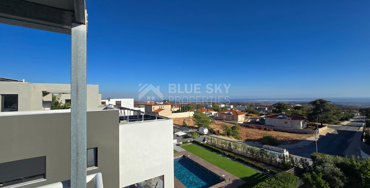 Three Bedroom House with Pool for sale in Souni-Zanakia