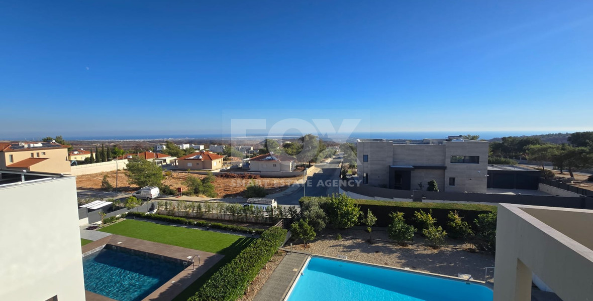 Three Bedroom House with Pool for sale in Souni-Zanakia