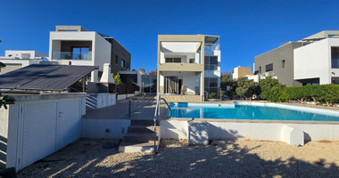 Three Bedroom House with Pool for sale in Souni-Zanakia