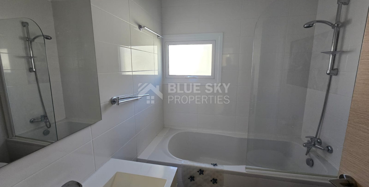 Three Bedroom House with Pool for sale in Souni-Zanakia