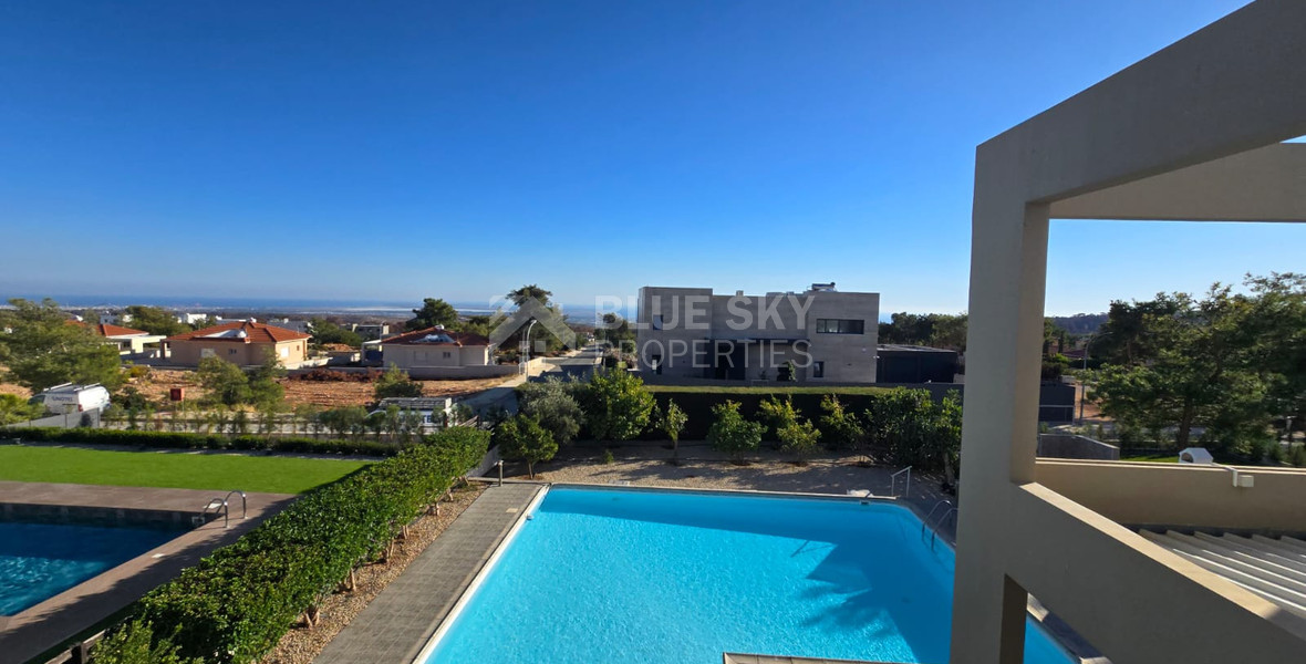 Three Bedroom House with Pool for sale in Souni-Zanakia