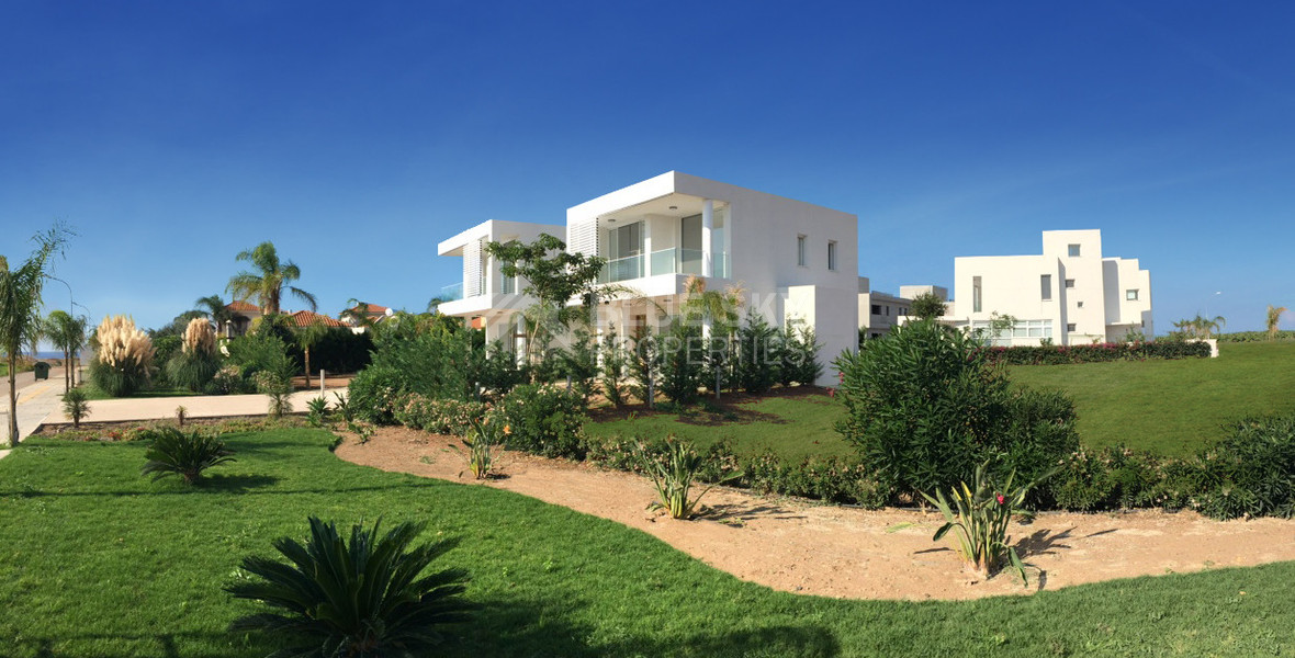 Coral Bay Luxury Villa for Sale | Three-Bedroom Modern Property Near the Beach, in Paphos