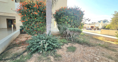 Modern, Fully Furnished & Pet-Friendly spacious Three - Bedroom Apartment for rent in Kapsalos Limassol