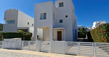 Modern three Bedroom Villa for Sale in Coral Bay, Paphos – Luxury Living in a Scenic Setting