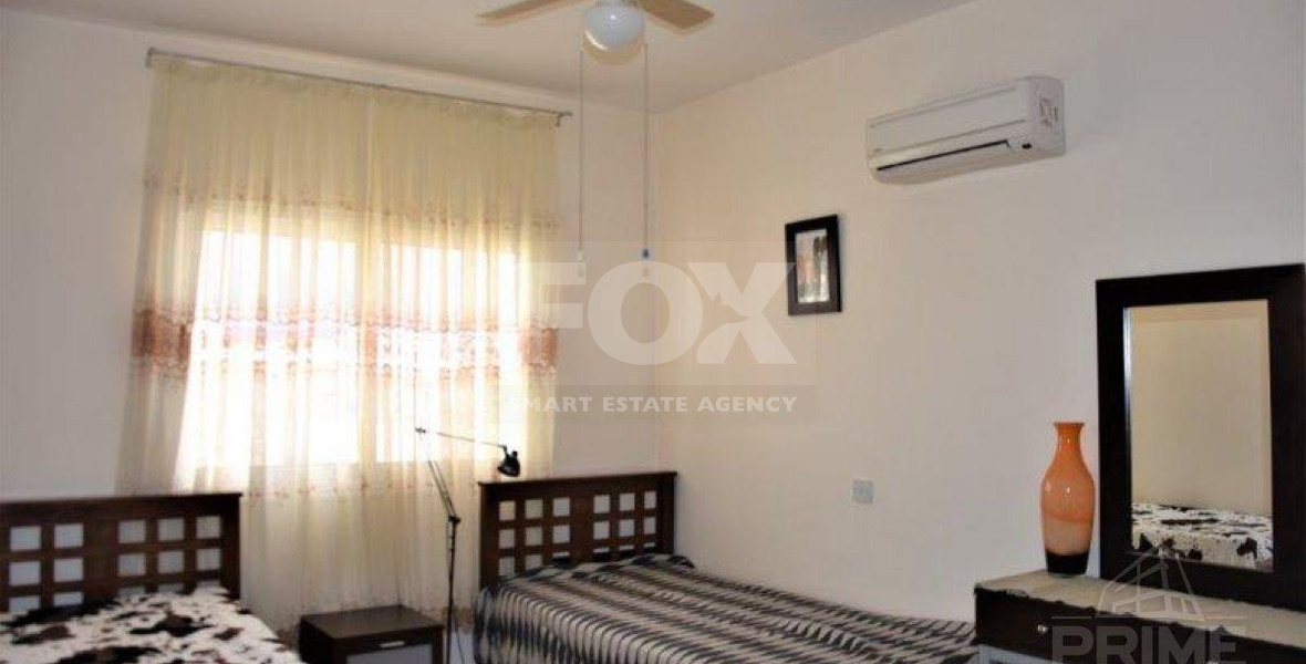 Seafront Two bedroom Apartment with Pool in Kato Pafos for Rent