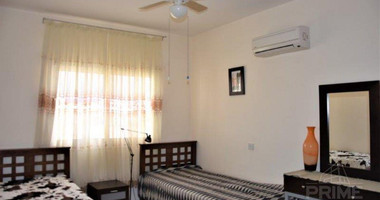 Seafront Two bedroom Apartment with Pool in Kato Pafos for Rent