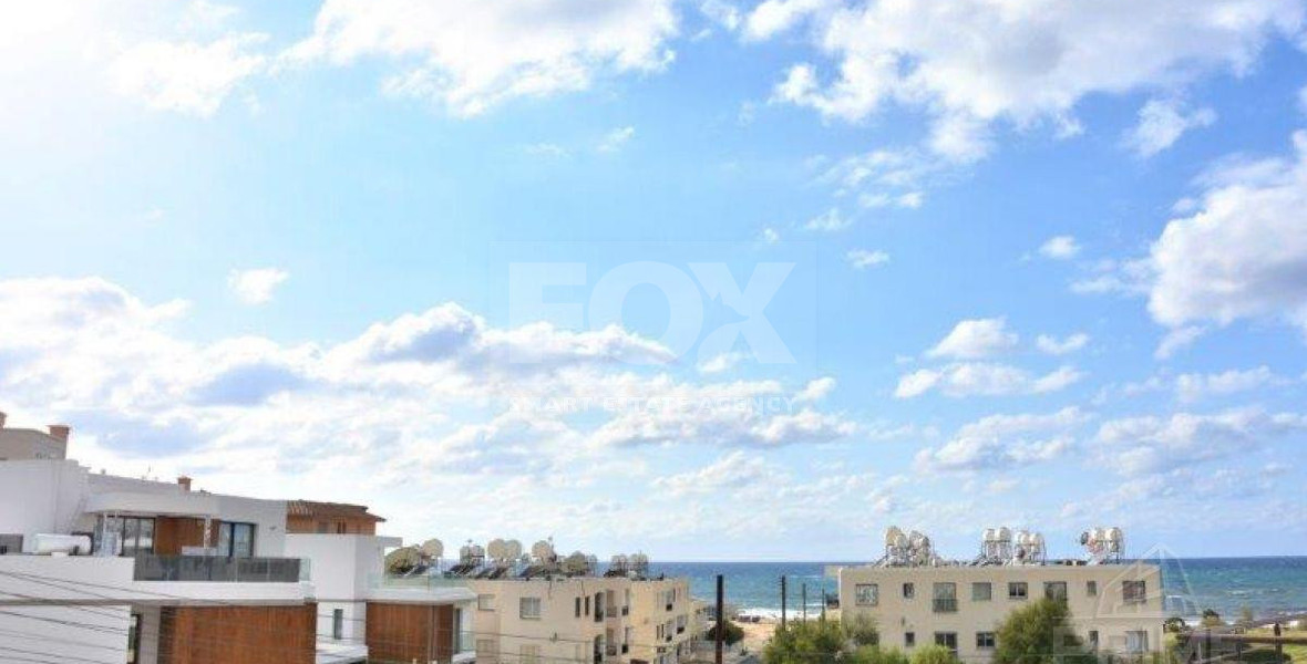 Seafront Two bedroom Apartment with Pool in Kato Pafos for Rent