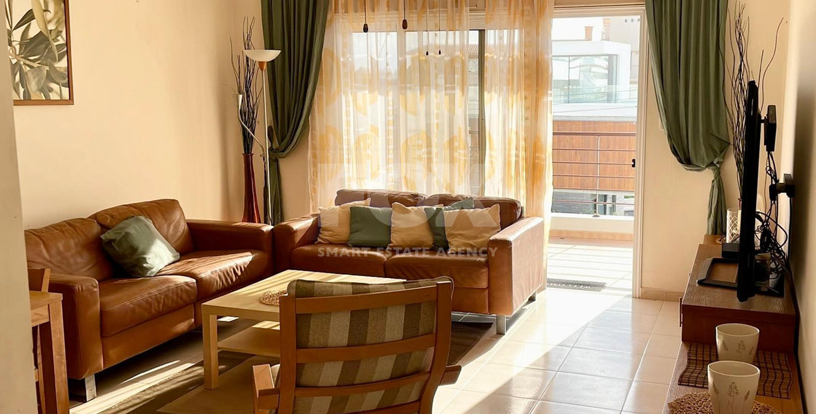 Seafront Two bedroom Apartment with Pool in Kato Pafos for Rent