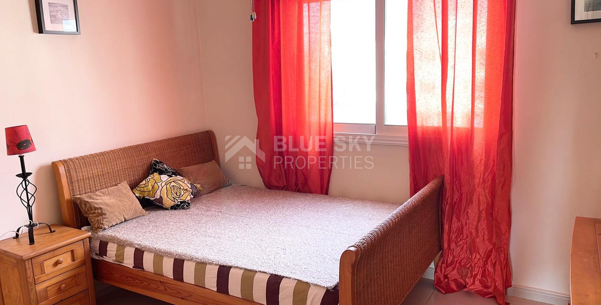 Seafront Two bedroom Apartment with Pool in Kato Pafos for Rent